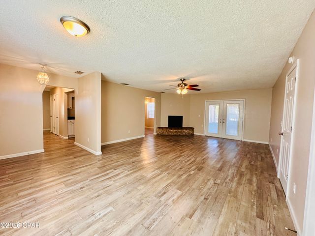 163 Lauren Lane, Panama City, FL 32404