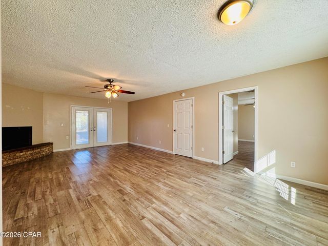 163 Lauren Lane, Panama City, FL 32404