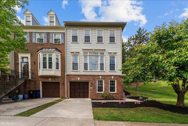 671 BURNSIDE TER SE, Leesburg, VA 20175