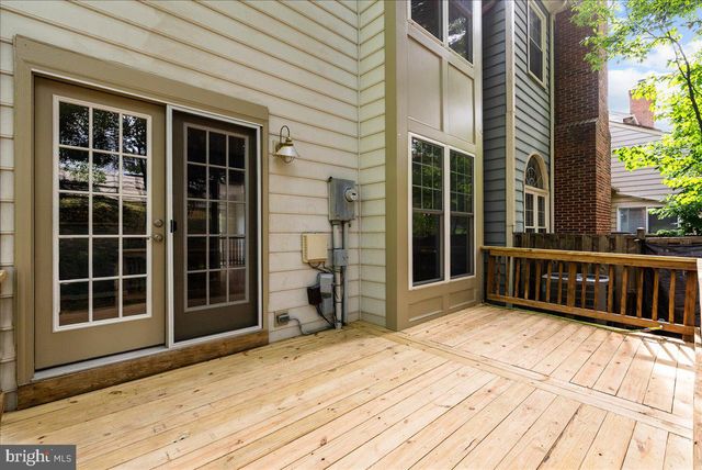 671 BURNSIDE TER SE, Leesburg, VA 20175