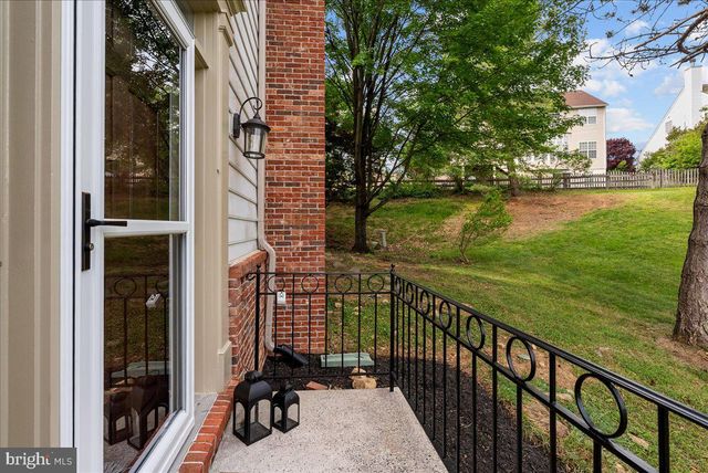 671 BURNSIDE TER SE, Leesburg, VA 20175