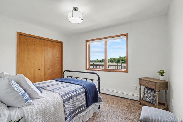 4991 N Pointe Drive, Edenville Twp, MI 48657