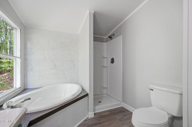 117 Wb Yeats Drive, Johnson City, TN 37604