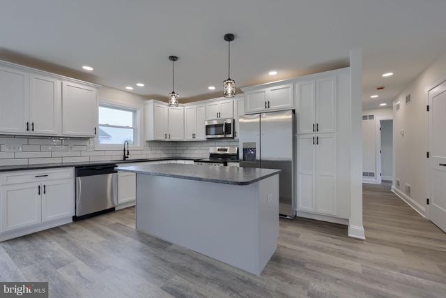 310 KENDALE RD, Red Lion, PA 17356