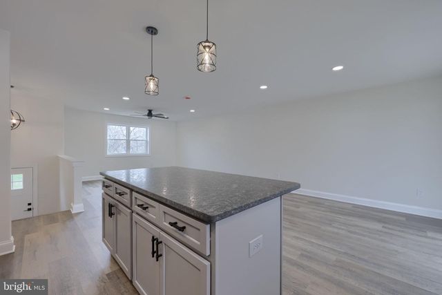 310 KENDALE RD, Red Lion, PA 17356