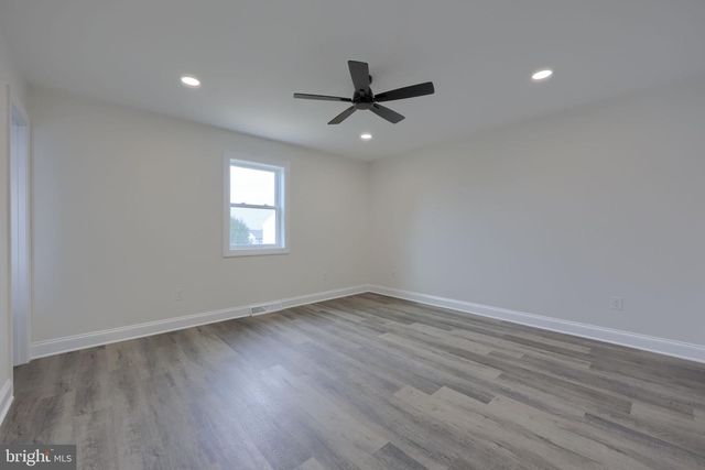310 KENDALE RD, Red Lion, PA 17356