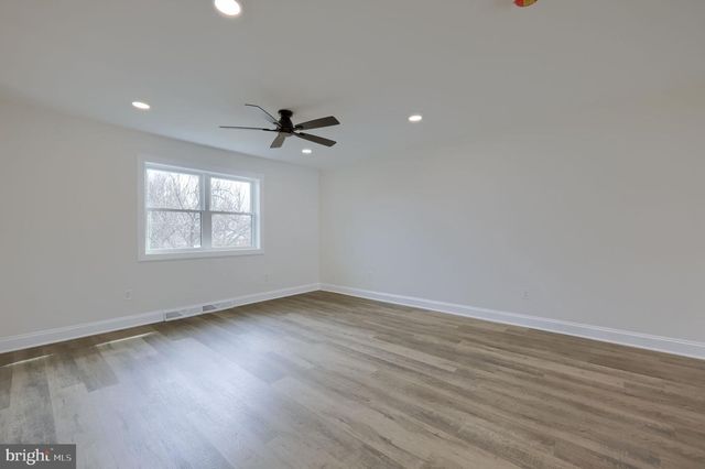 310 KENDALE RD, Red Lion, PA 17356