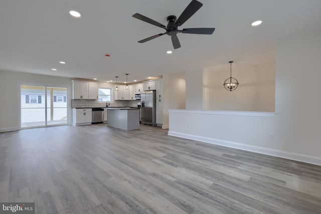 310 KENDALE RD, Red Lion, PA 17356