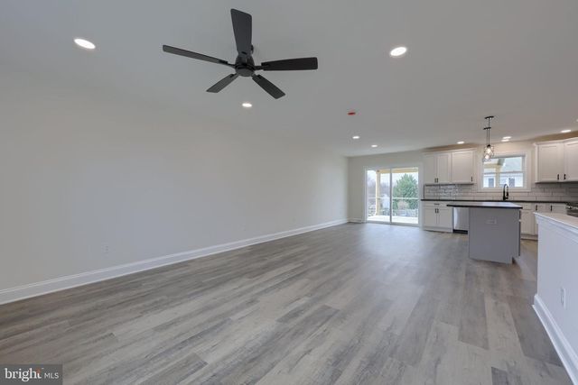 310 KENDALE RD, Red Lion, PA 17356