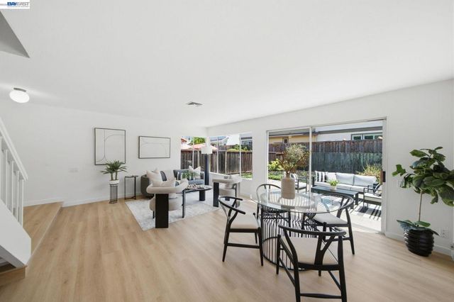 1132 Fabian Way, Hayward, CA 94544