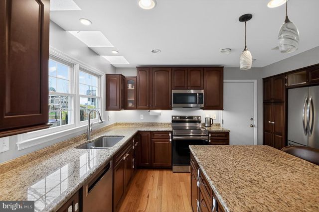 5428 STAPLES LN, Woodbridge, VA 22193