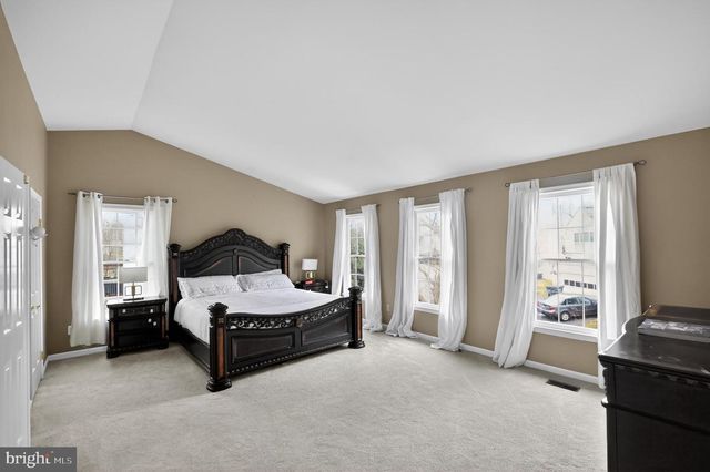 5428 STAPLES LN, Woodbridge, VA 22193