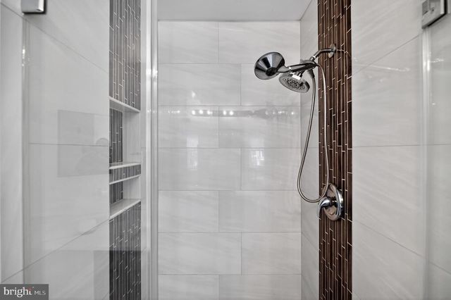 5428 STAPLES LN, Woodbridge, VA 22193