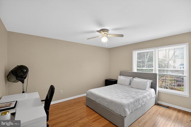 5428 STAPLES LN, Woodbridge, VA 22193