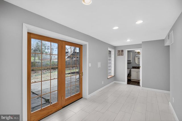 5428 STAPLES LN, Woodbridge, VA 22193