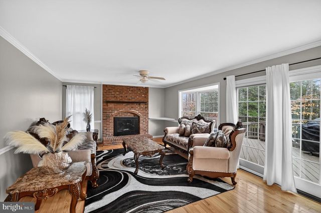 5428 STAPLES LN, Woodbridge, VA 22193