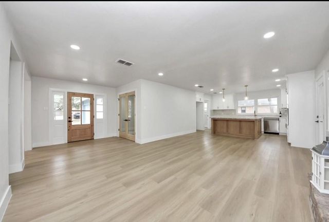 26206 Maplewood Drive, Spring, TX 77386