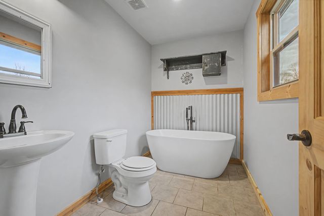 3411 Carter Branch Rd, Hartsville, TN 37074