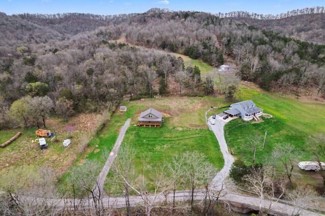 3411 Carter Branch Rd, Hartsville, TN 37074