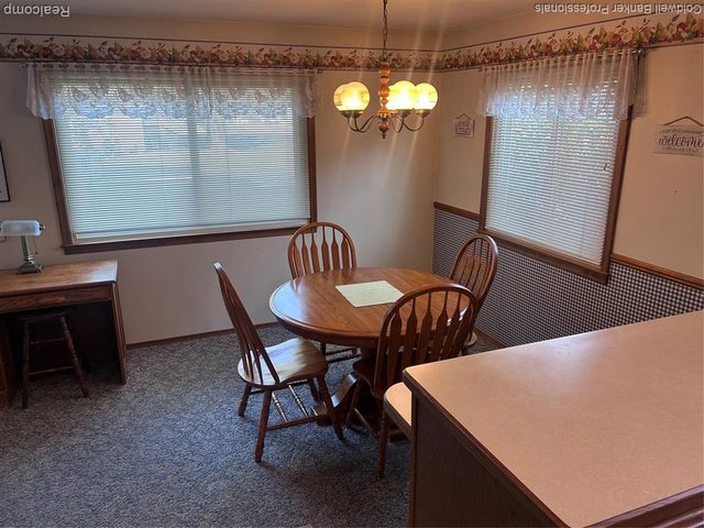 435 N Oak Street, Fenton, MI 48430