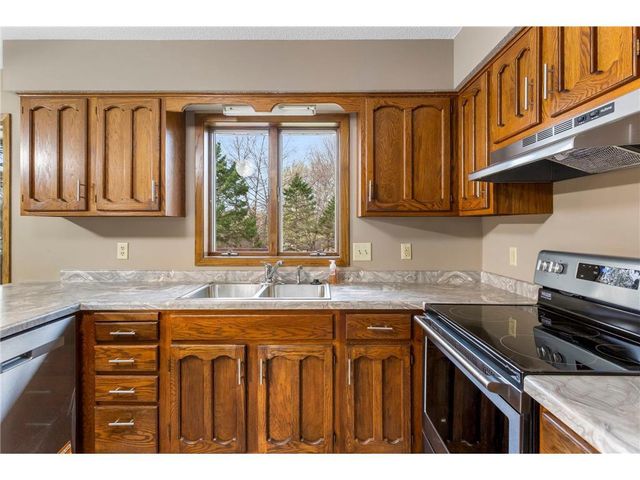 615 High Ridge Road, River Falls, WI 54022