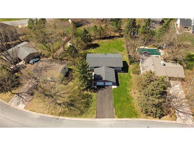615 High Ridge Road, River Falls, WI 54022