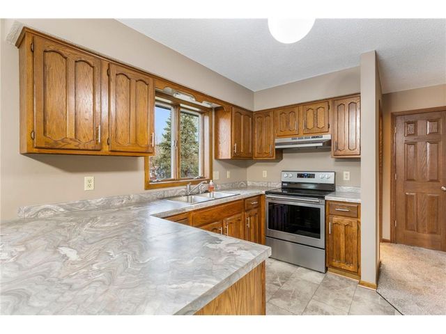 615 High Ridge Road, River Falls, WI 54022