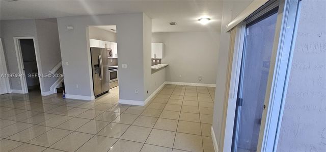 3389 NE 4th St, Homestead, FL 33033