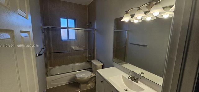 3389 NE 4th St, Homestead, FL 33033