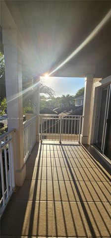 3389 NE 4th St, Homestead, FL 33033