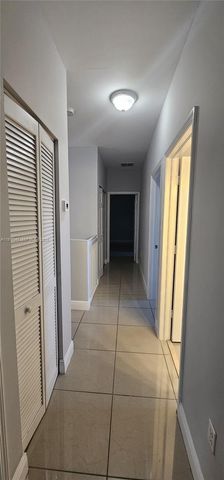 3389 NE 4th St, Homestead, FL 33033