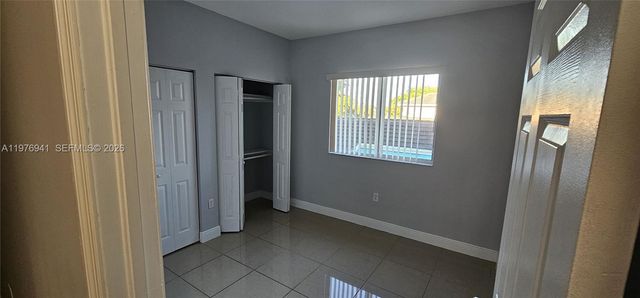 3389 NE 4th St, Homestead, FL 33033