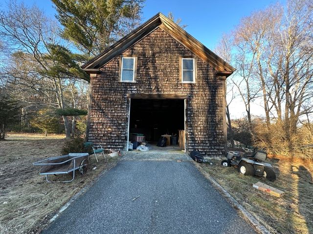 152 Acorn St, Marshfield, MA 02050