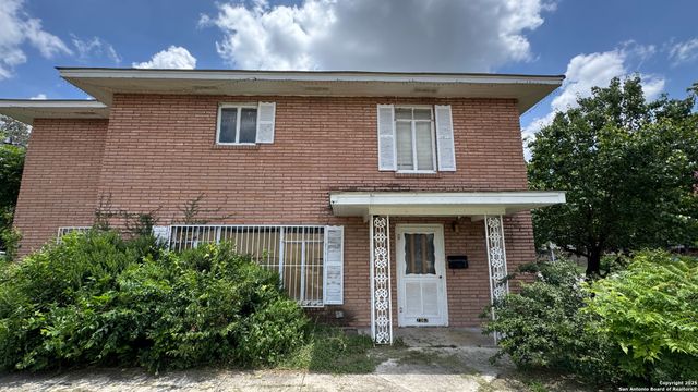 2362 W Gramercy Pl., San Antonio, TX 78201