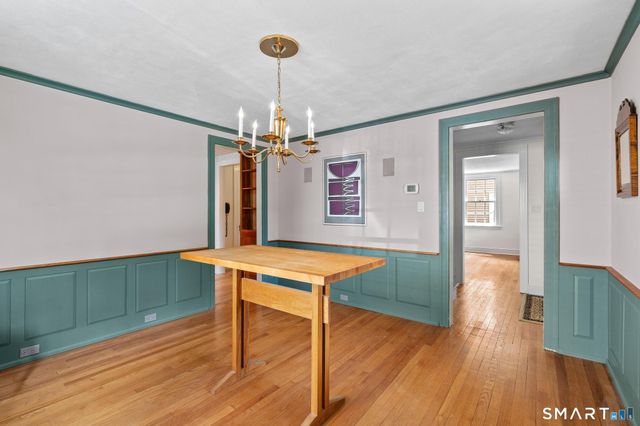 12 Cobbs Road, West Hartford, CT 06107