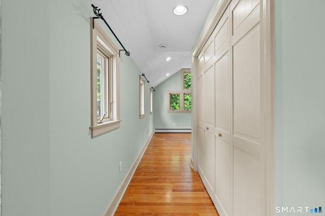 12 Cobbs Road, West Hartford, CT 06107