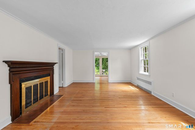 12 Cobbs Road, West Hartford, CT 06107