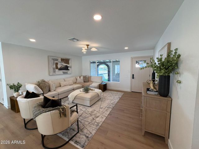 2422 N 74TH Street, Scottsdale, AZ 85257