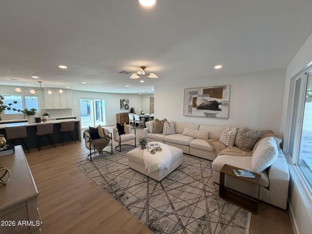 2422 N 74TH Street, Scottsdale, AZ 85257