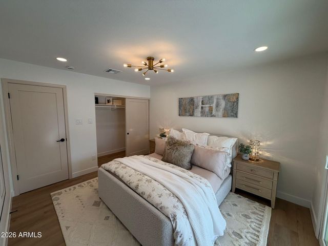 2422 N 74TH Street, Scottsdale, AZ 85257