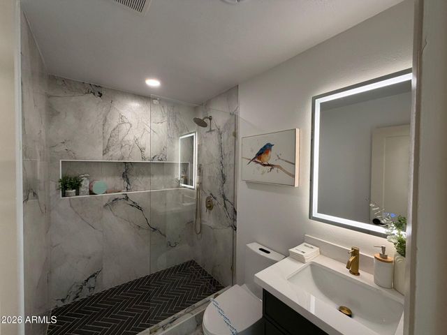 2422 N 74TH Street, Scottsdale, AZ 85257