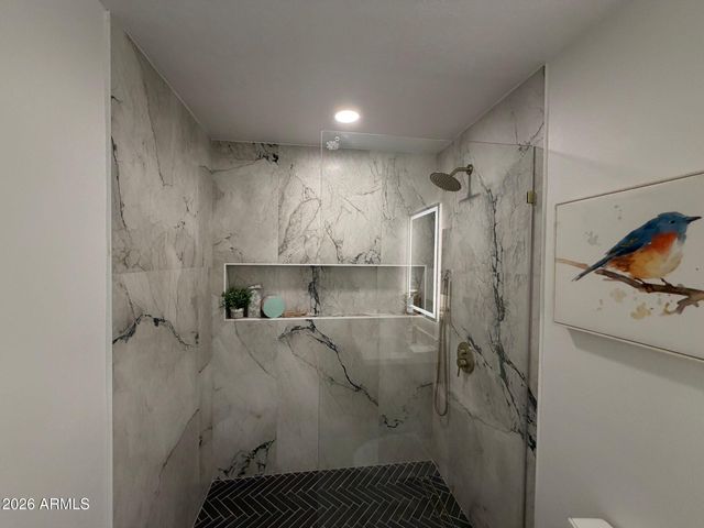 2422 N 74TH Street, Scottsdale, AZ 85257