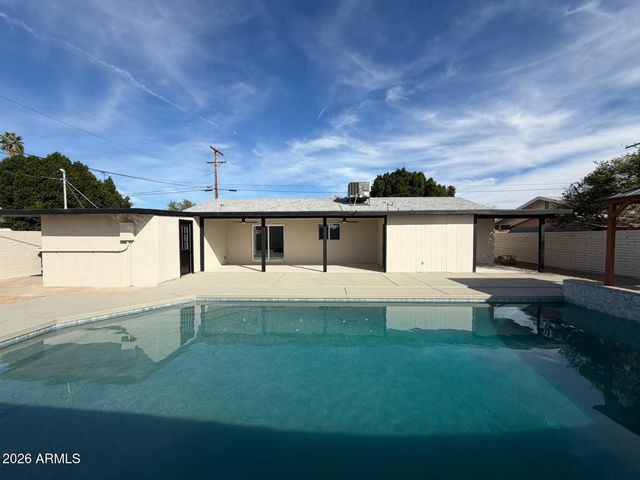 2422 N 74TH Street, Scottsdale, AZ 85257