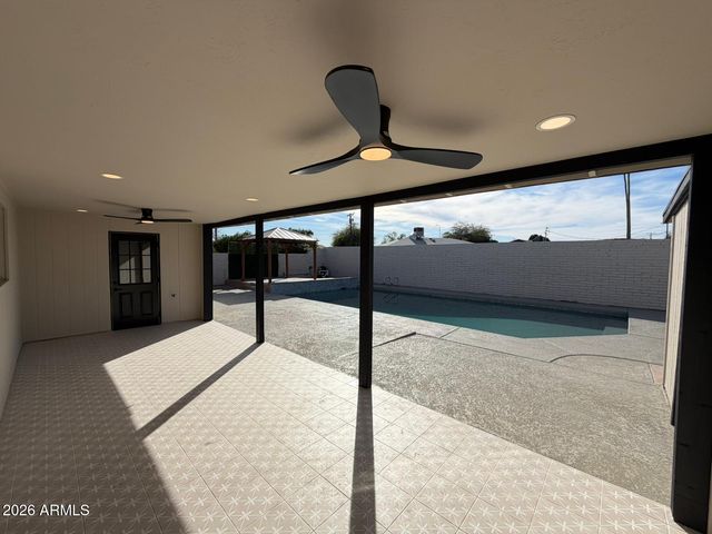 2422 N 74TH Street, Scottsdale, AZ 85257