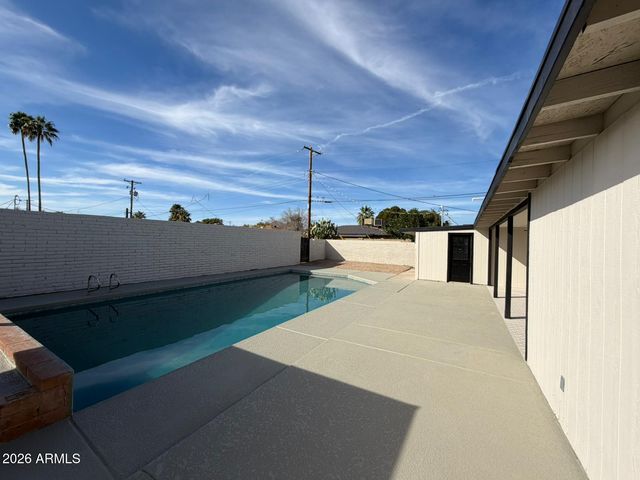 2422 N 74TH Street, Scottsdale, AZ 85257