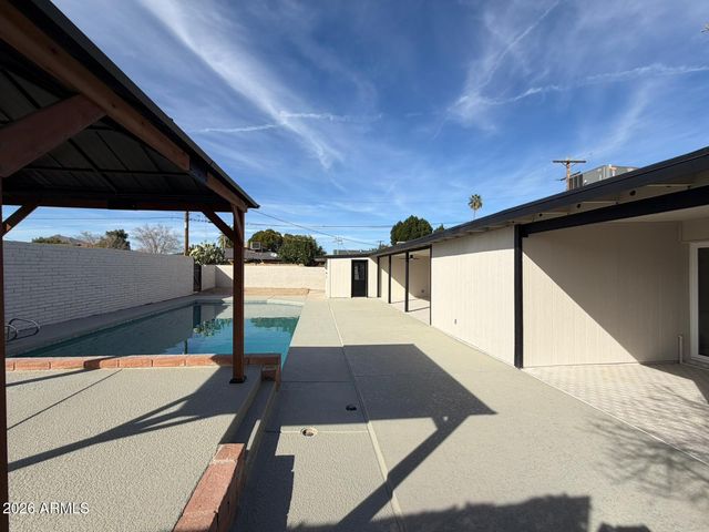 2422 N 74TH Street, Scottsdale, AZ 85257