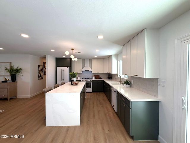 2422 N 74TH Street, Scottsdale, AZ 85257