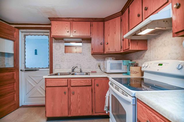 7 Ferry Street, Allenstown, NH 03275