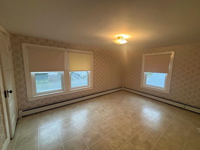 7 Ferry Street, Allenstown, NH 03275