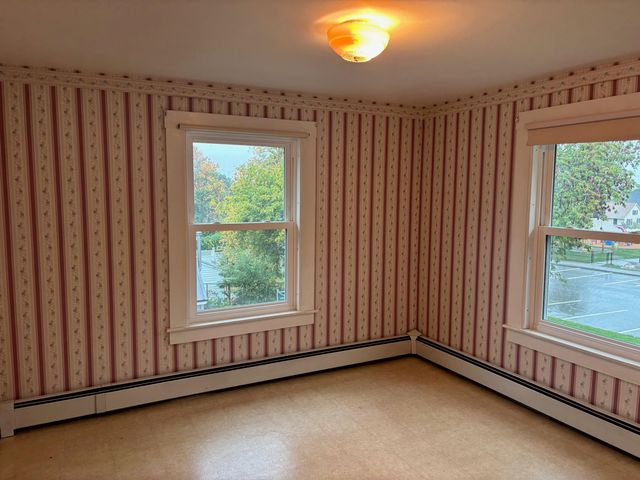 7 Ferry Street, Allenstown, NH 03275